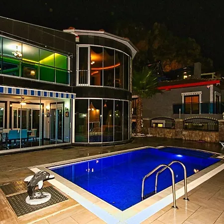 Luxus Pool Kestel Alanya